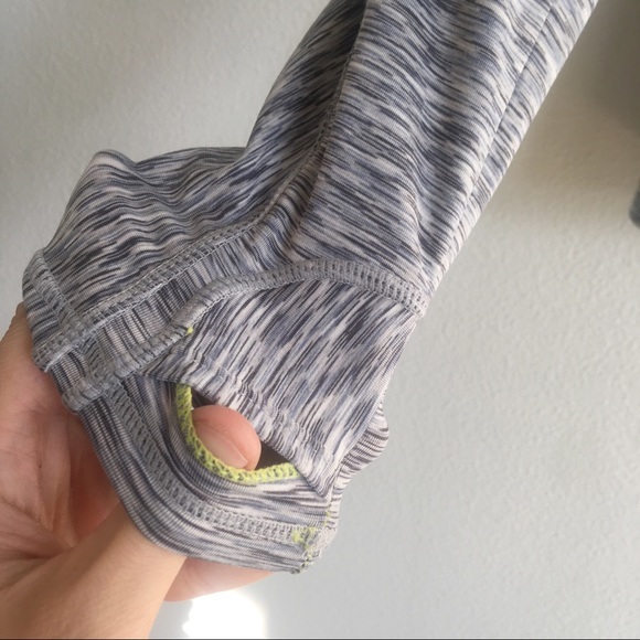 Athleta Mendoza 1/2 Zip Running Shirt Thumb Holes Space Dye Gray/Blue Size Small - Picture 6 of 16